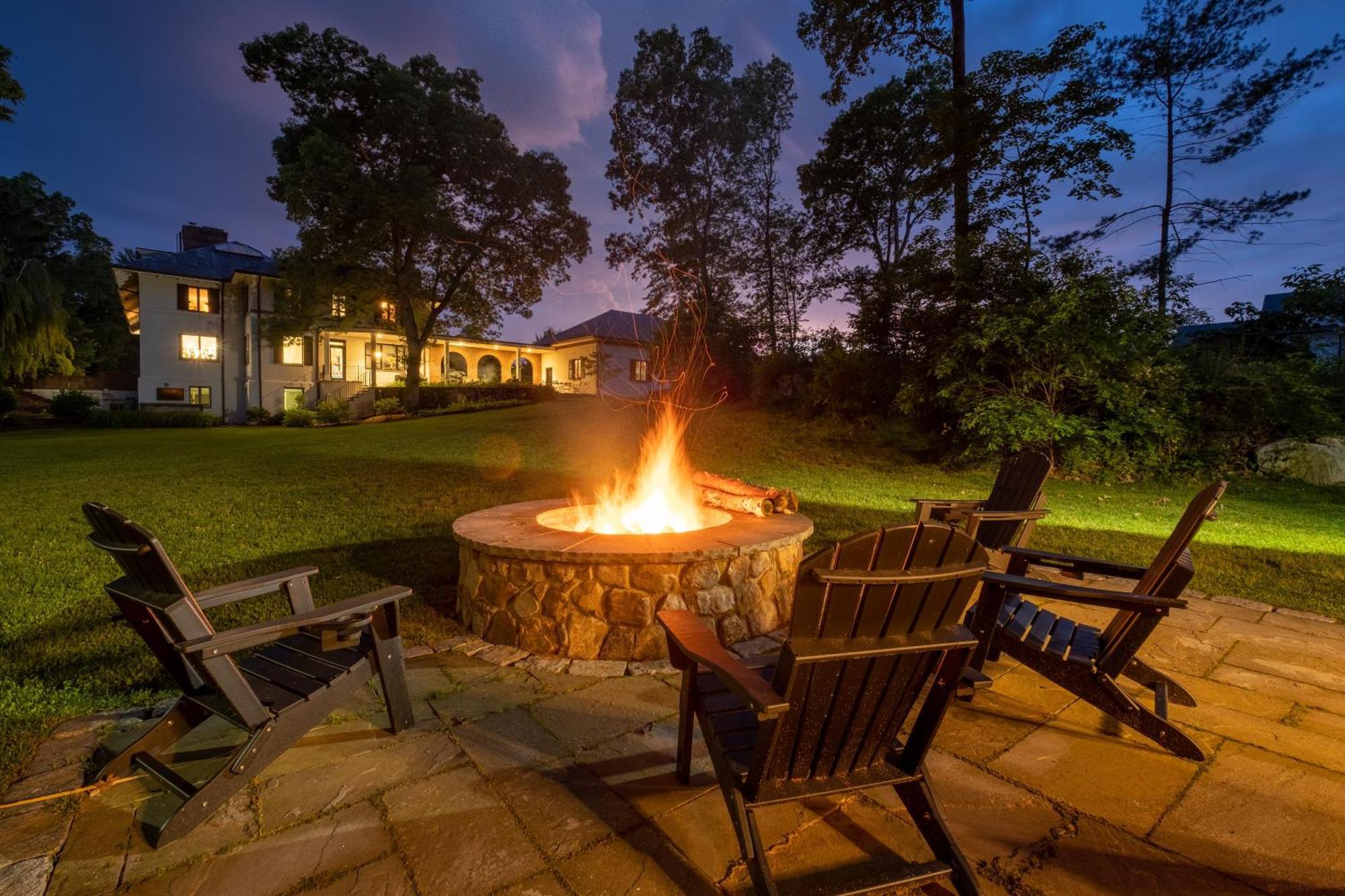 Boston Mansion Heated Pool Fire Pit Tennis Нідгем Екстер'єр фото